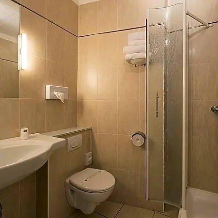 Hotel The Originals City, L'hippocampe, Sete Balaruc-le-vieux
